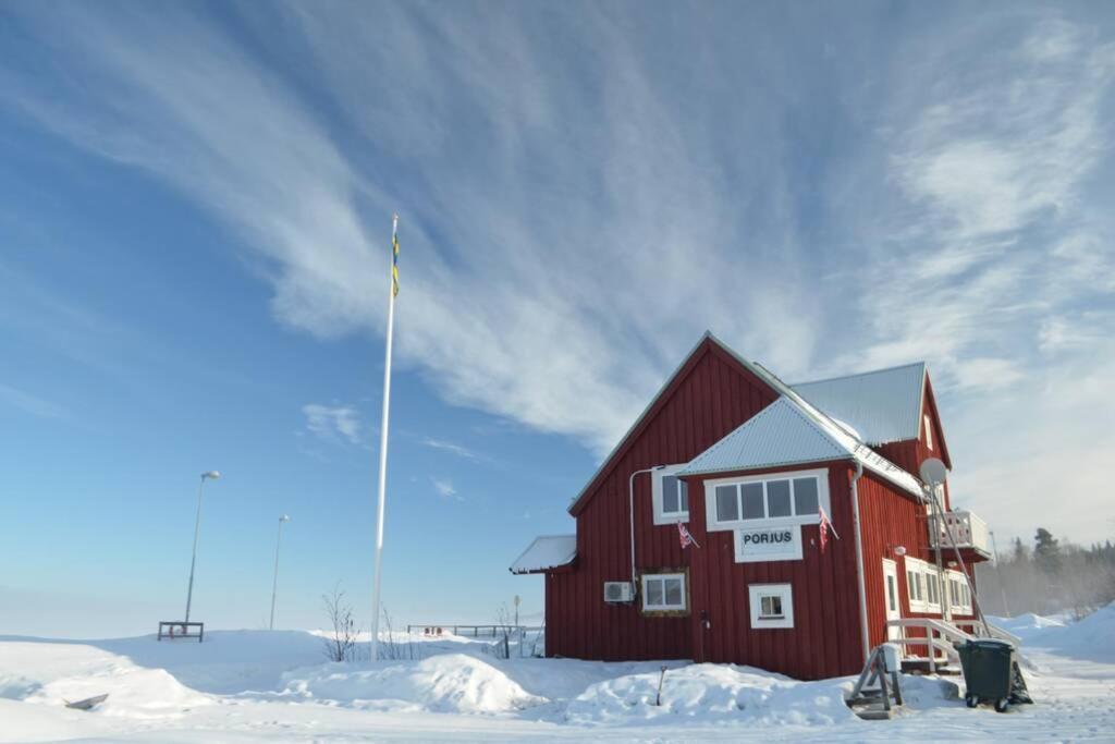 Arctic Colors Northern Lights Apartments Porjus Buitenkant foto